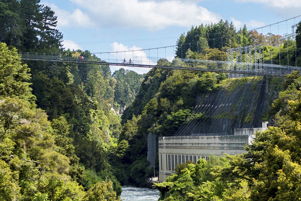 Waikato River Trails Arapuni Suspension Bridge credit Waikato River Trails