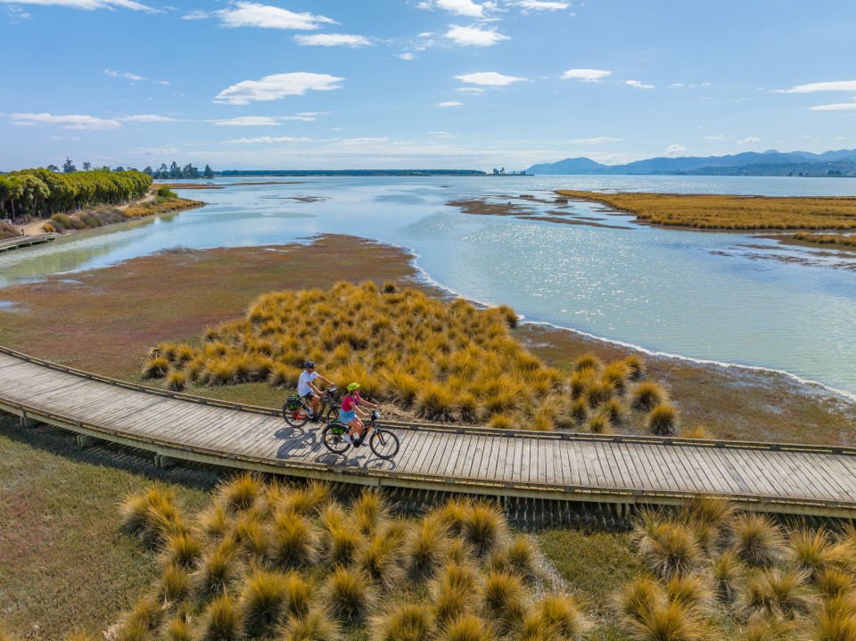 192270 cycling waimea inlet on tasmans great taste trail