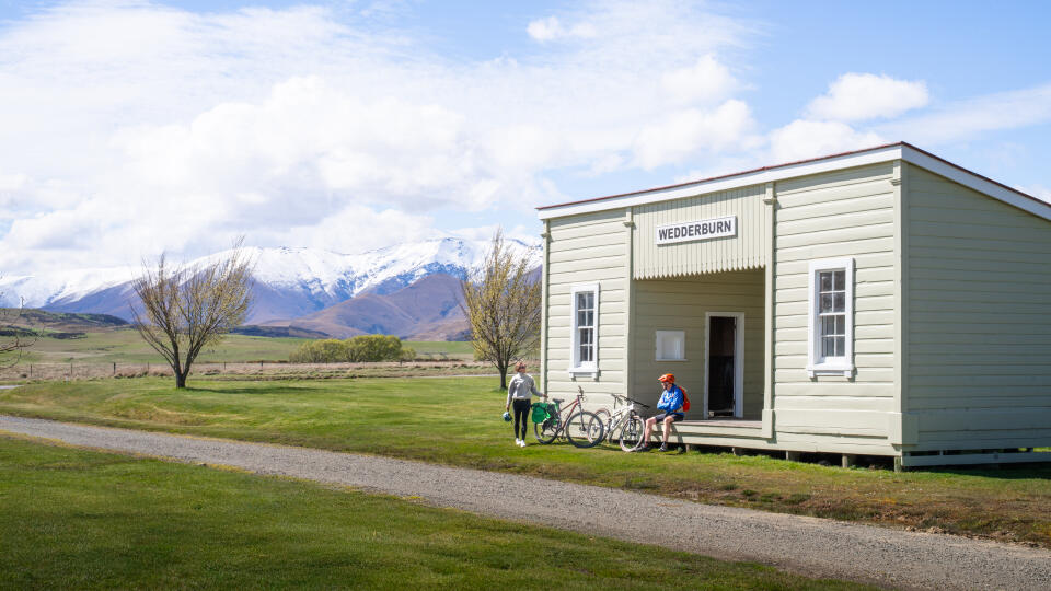 Otago Central Rail Trail   Wedderburn   Spring 2025   credit Brook Sabin (19) (1)
